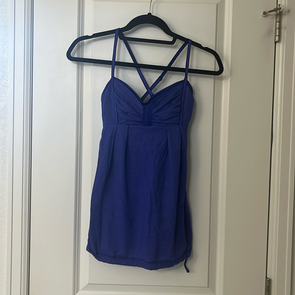 Lululemon tank top